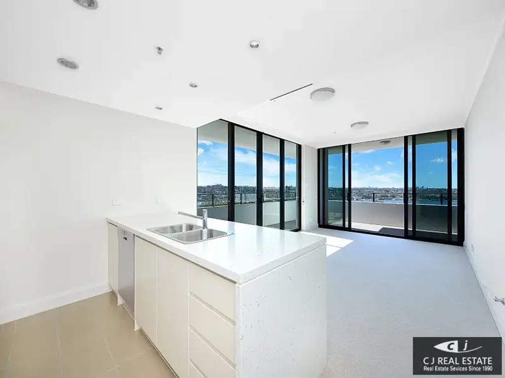 North East facing 2 bedroom apartment in VQ2