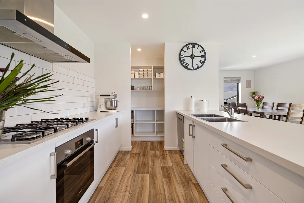 Jacks Point 4 Slaapkamer Must be sold