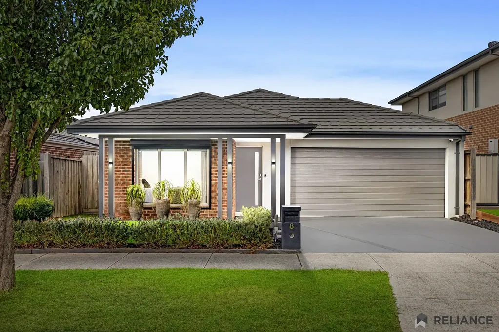 8 Honeydew Street, Mickleham, VIC 3064