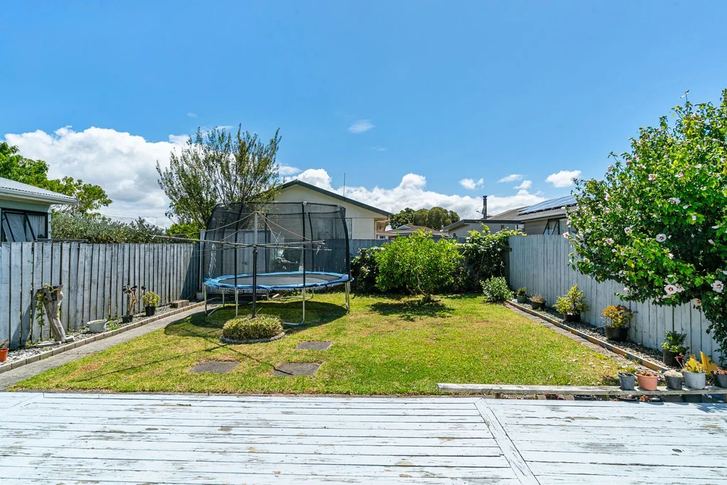 2/18 Kennington Drive, Clendon Park, Manukau City, Auckland