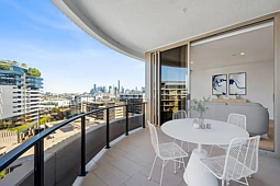 21004/21 Longland Street, Newstead