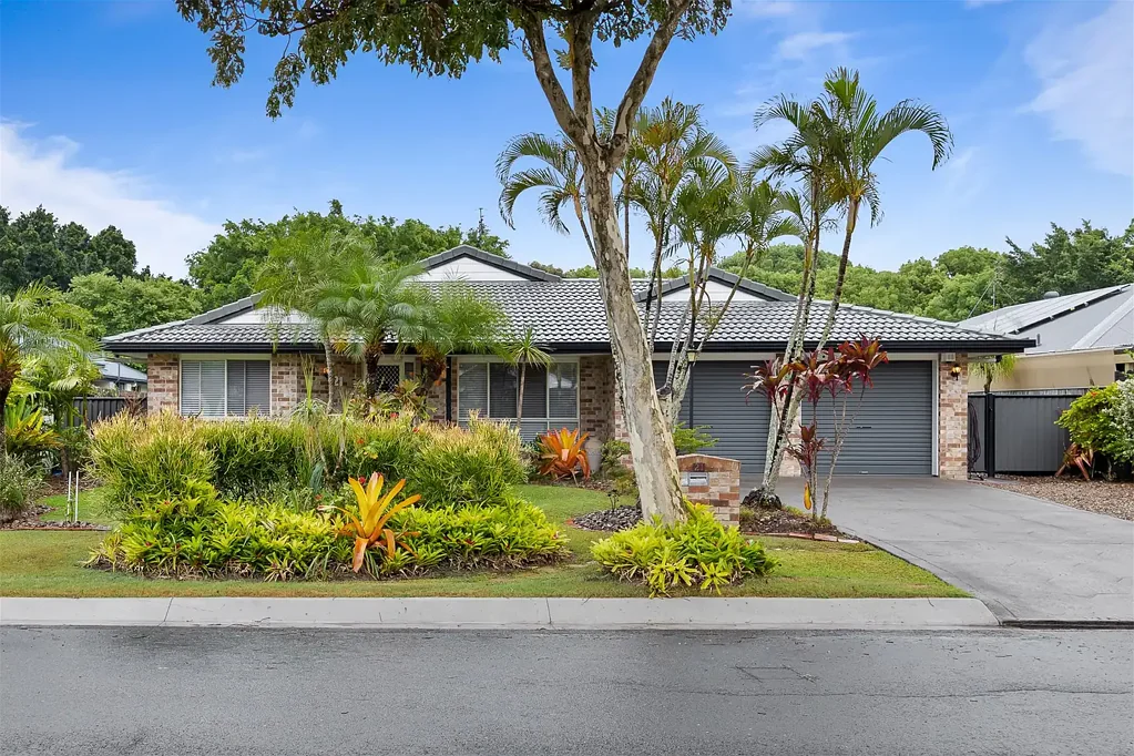 21 Greenhaven Close, Burnside, QLD 4560