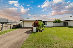 14 Timbury Way, Mount Louisa