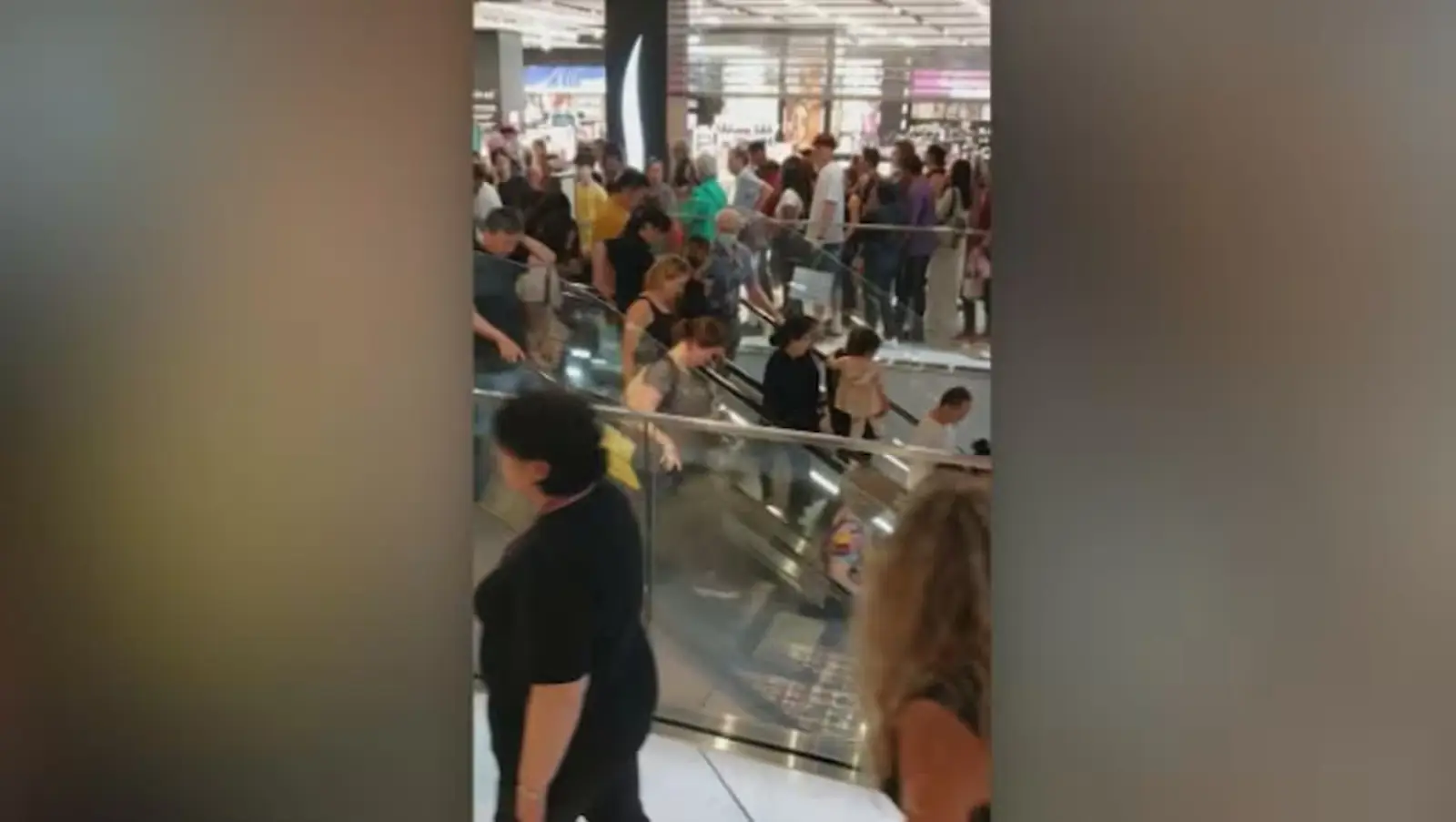 场面震撼！奥克兰人哄抢购物，这家商场遭紧急疏散，零售员都哭了……