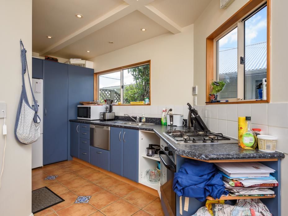 2/13 Henderson Street, Karori, Wellington, 2 phòng ngủ, 1 phòng tắm