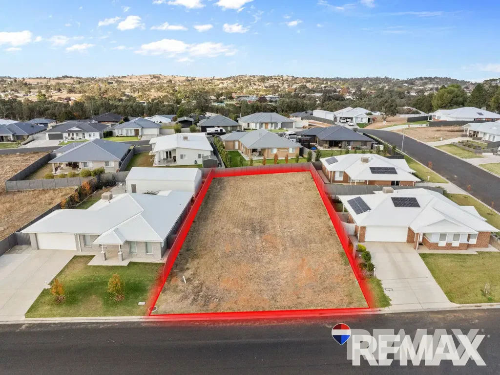 19 Hilton Place, Junee, NSW 2663