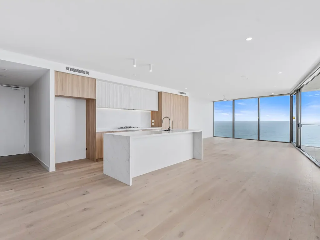 Beautifully appointed Sky home with breathtaking coastal views