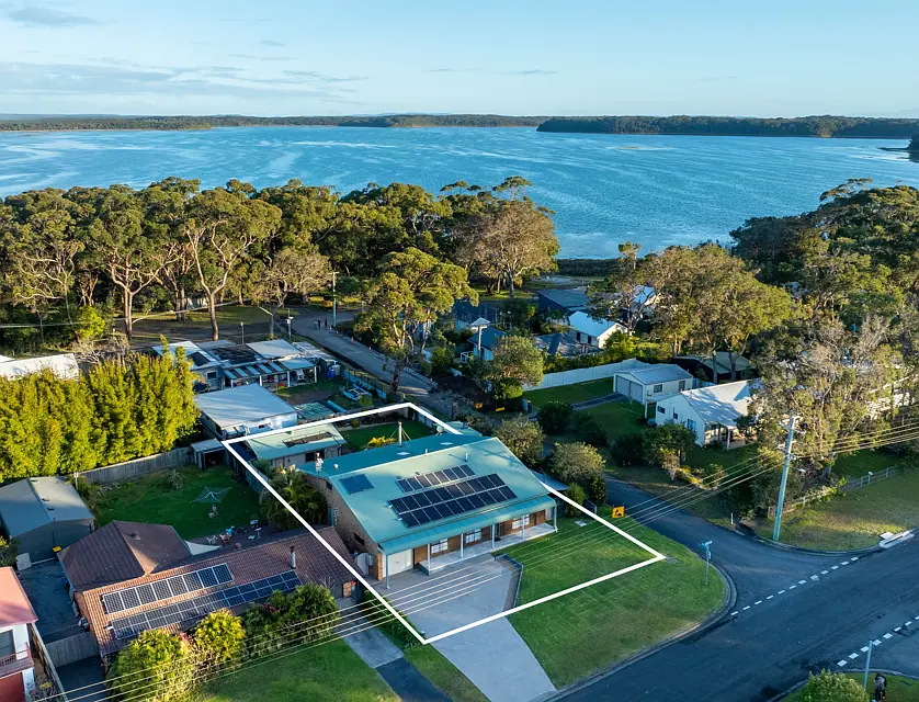 77 Greenbank Grove, Culburra Beach, South Coast, 4部屋, 2バスルーム, House