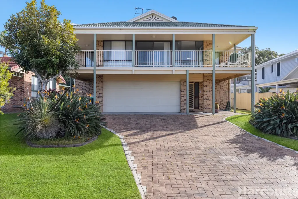 3 Cook Drive, South West Rocks, NSW 2431