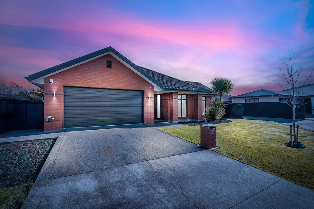 Rangiora 3 Bedroom Sun-Soaked Sanctuary in a Sought-After Cul-de-Sac