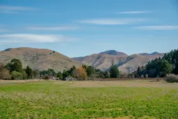 14 East Road, Lumsden Surrounds