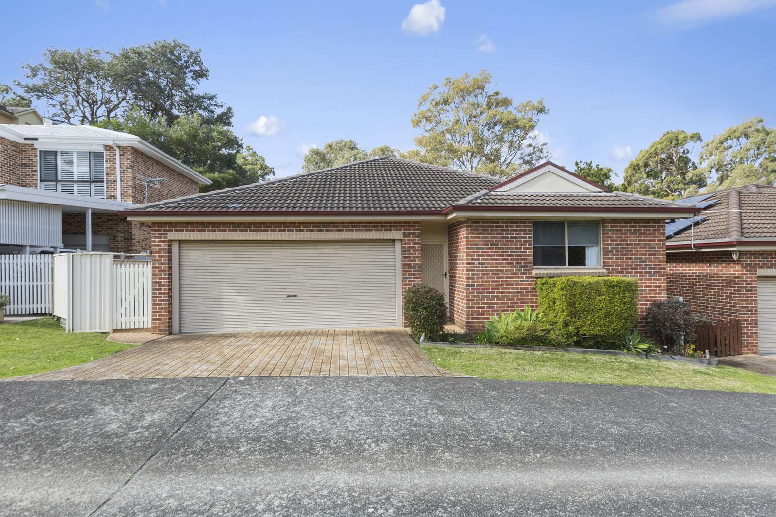 UNIT 2 31B NICHOLSON RD, WOONONA NSW 2517, 0 Schlafzimmer, 0 Badezimmer, House