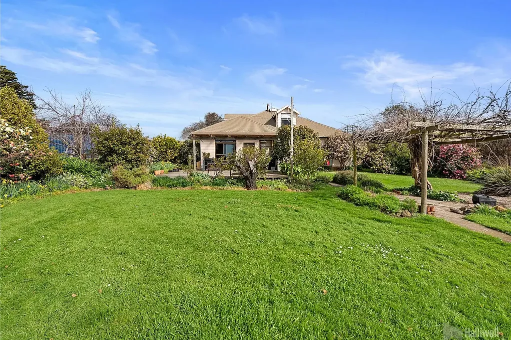 Moriarty 5कमरा Historic Grandeur Meets Country Living on 2.5 Picturesque Acres