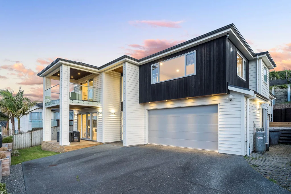 12 Mettam Drive, Swanson, Waitakere City, Auckland