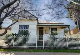 2 A GRENFELL ST, Parkes