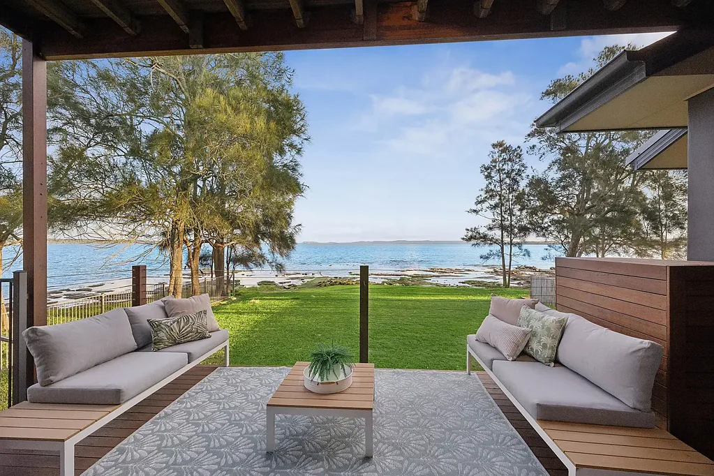 Gorokan 6房  Incredible lakeside living