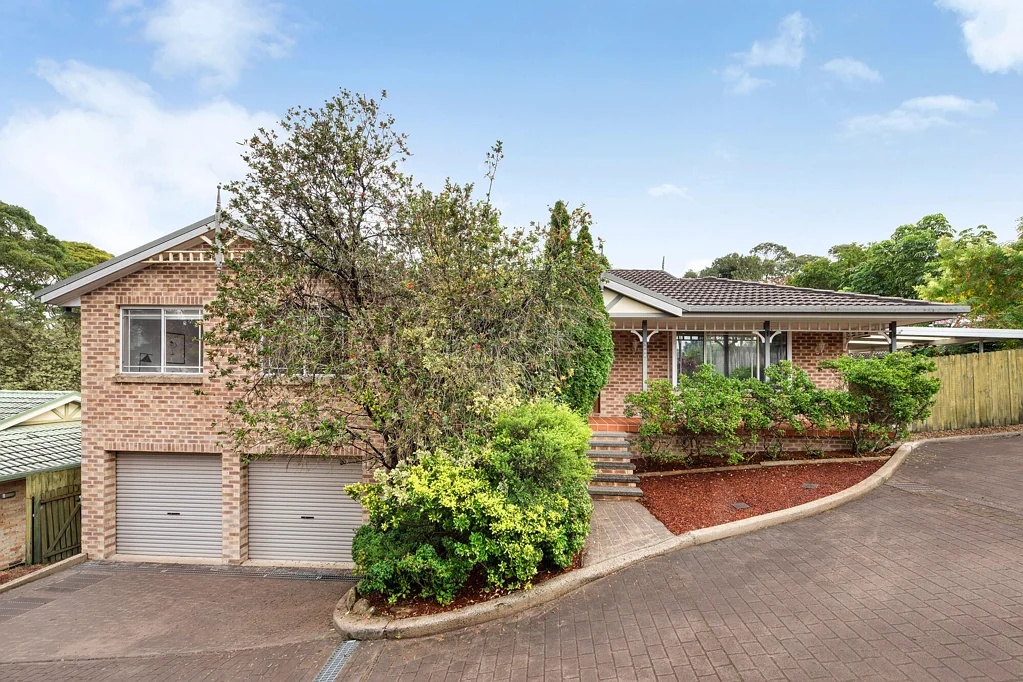 Berowra Heights 4房 低调砖砌住宅 伯瓦拉社区 Bosch电器 智能门锁 中央空调 双车库 便利学校 商圈 Steps from everything, quietly hidden light-filled home designed for family connection