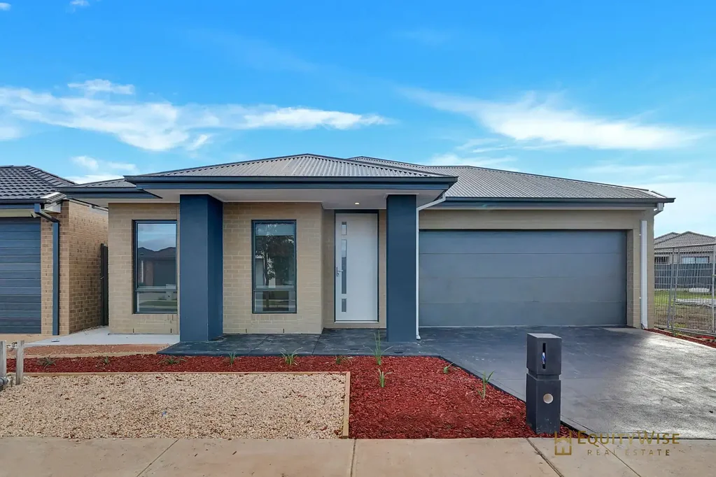 For Lease-  Brand New Family Home in Manor Lakes