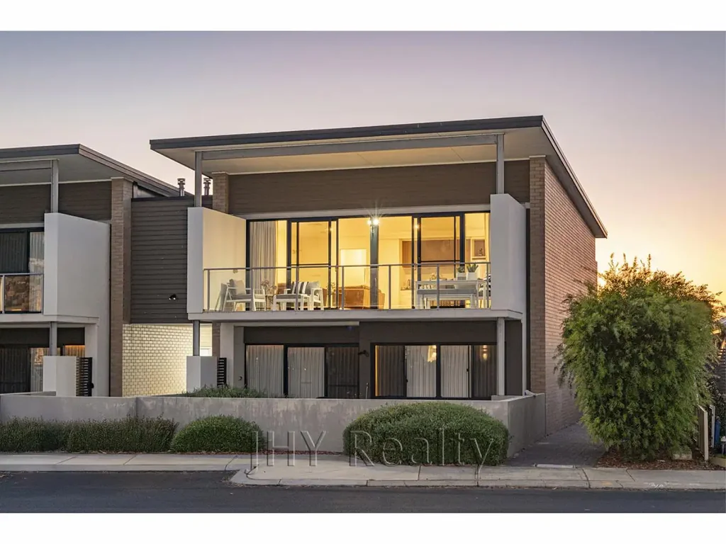 2/44 Bell Drive, Broadwater, WA 6280