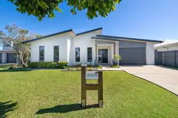 49 Makybe Diva Drive, Ooralea