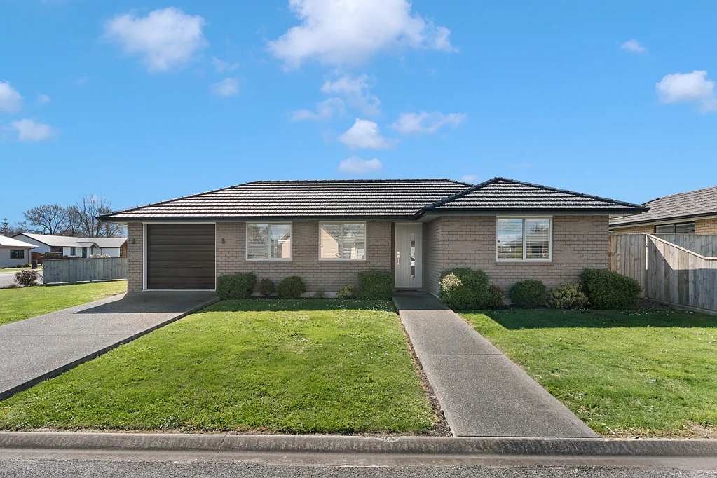 12 Tarata Grove, Lansdowne, Masterton, Wellington