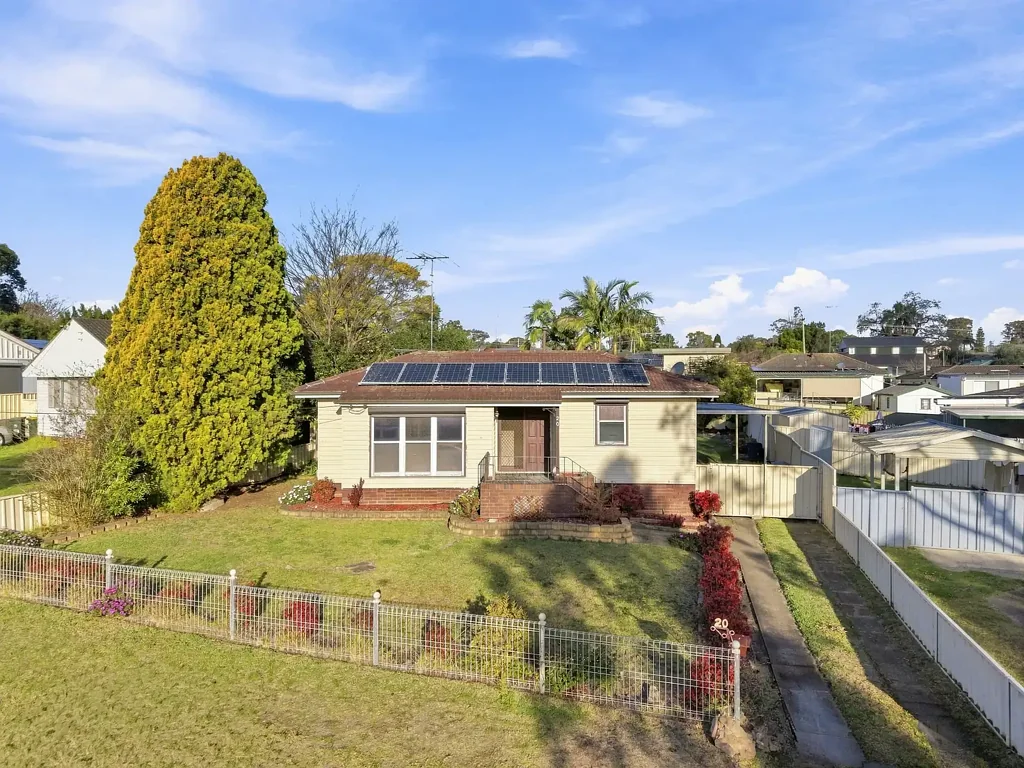 Campbelltown 2ਬੈੱਡਰੂਮ Renovator’s Delight or Knock Down & Rebuild!