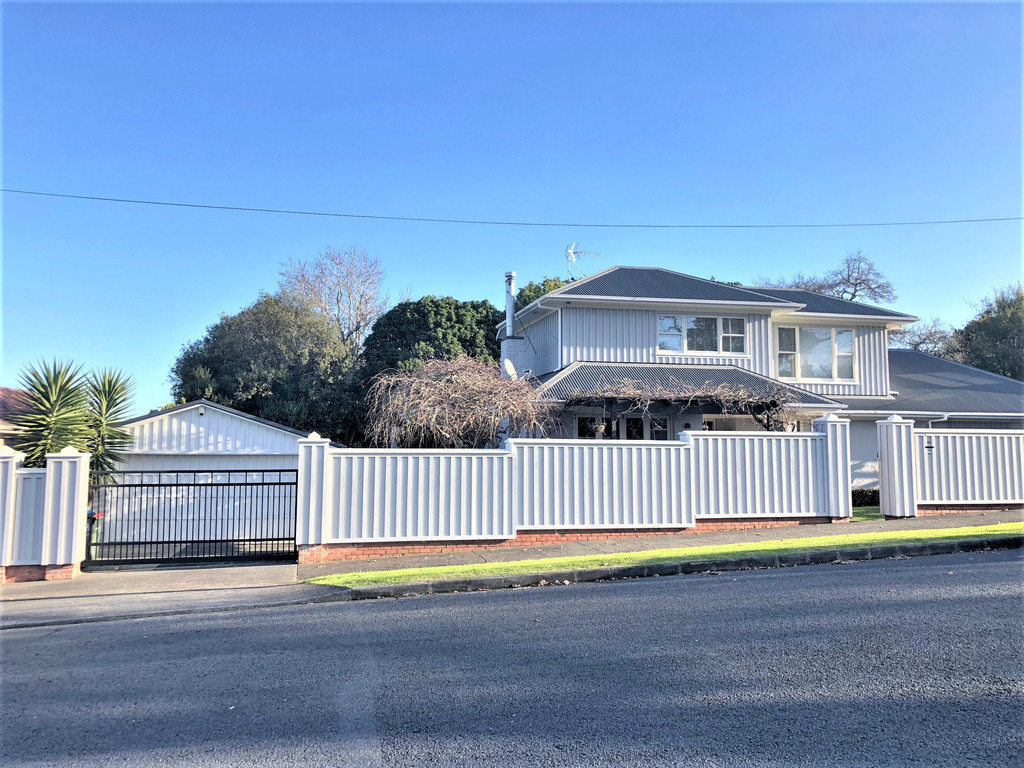 54 Tawhiri Road, One Tree Hill, Auckland, 4 कमरे, 3 बाथरूम