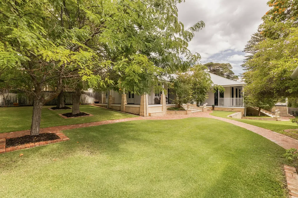 15 Grange Street, Claremont, WA 6010