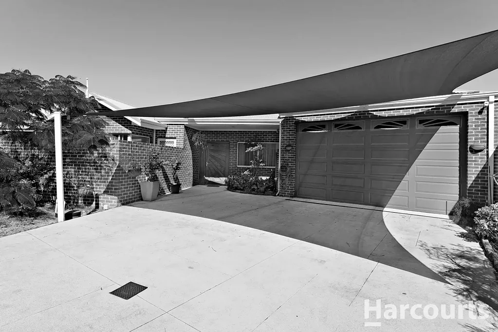38 Santalum Circus, Halls Head, WA 6210