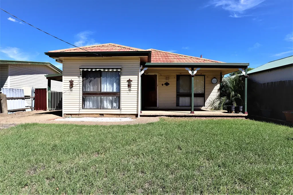 26 Bullecourt Street, Cootamundra, NSW 2590