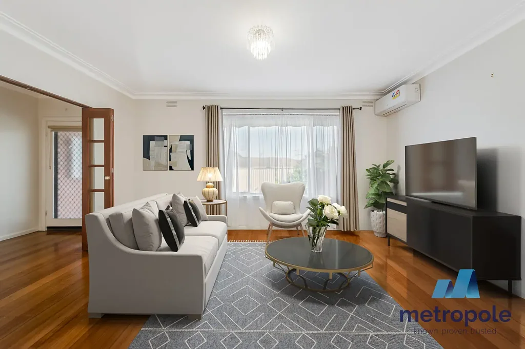 LIGHT, BRIGHT AND ULTRA LOW MAINTENANCE