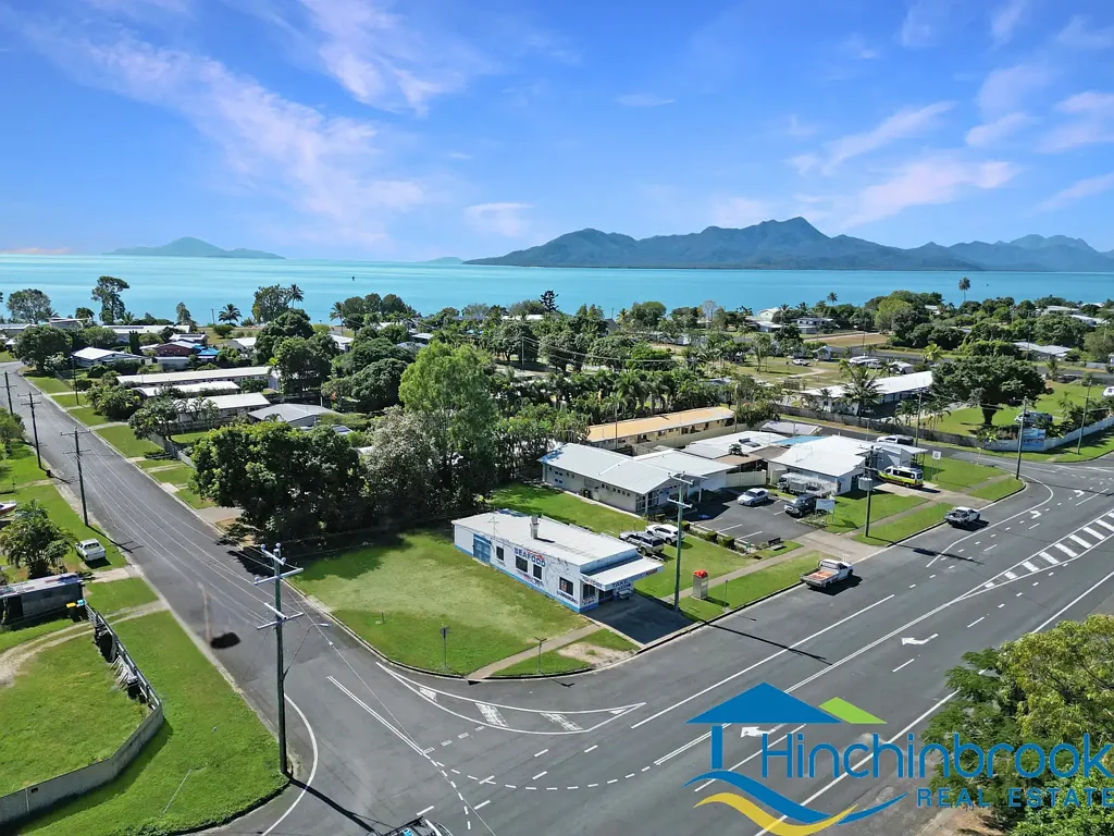 Cardwell 1Phòng ngủ Prime Commercial Opportunity – High Exposure Bruce Highway Location