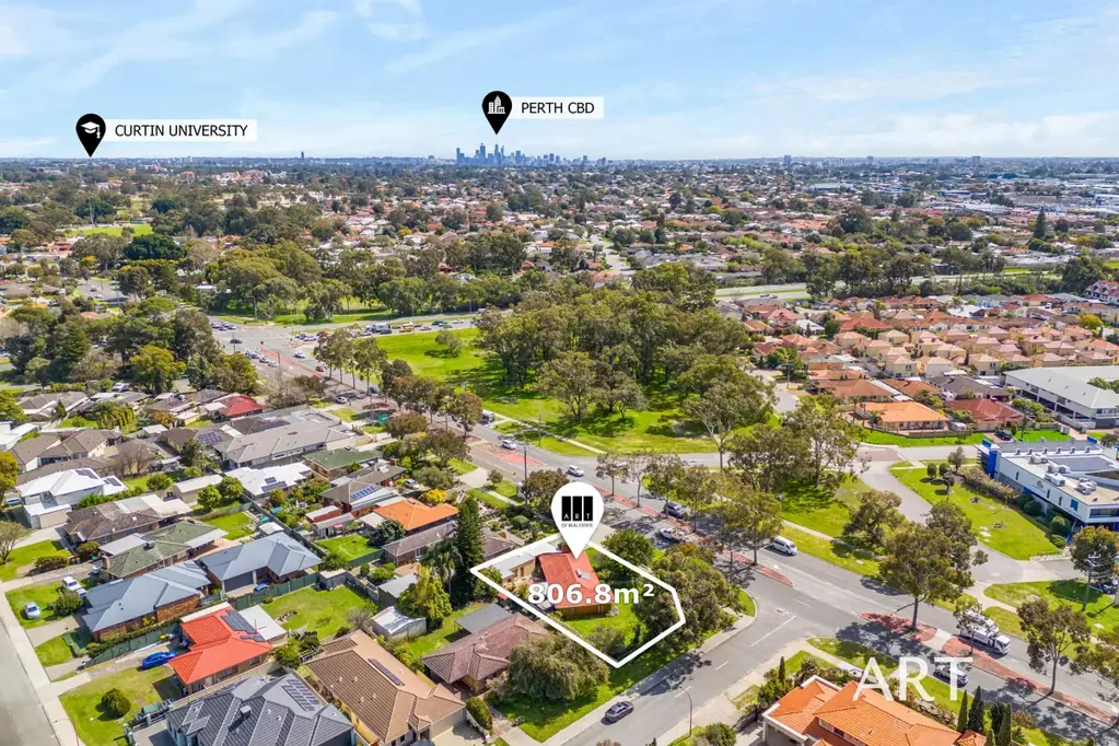 Wilson 3ਬੈੱਡਰੂਮ POTENTIAL AND POSSIBILITY ON 806M2 CORNER BLOCK!