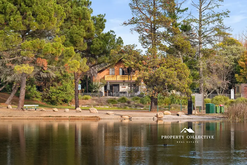 Beechworth 6 Slaapkamer Lakeside Chalet