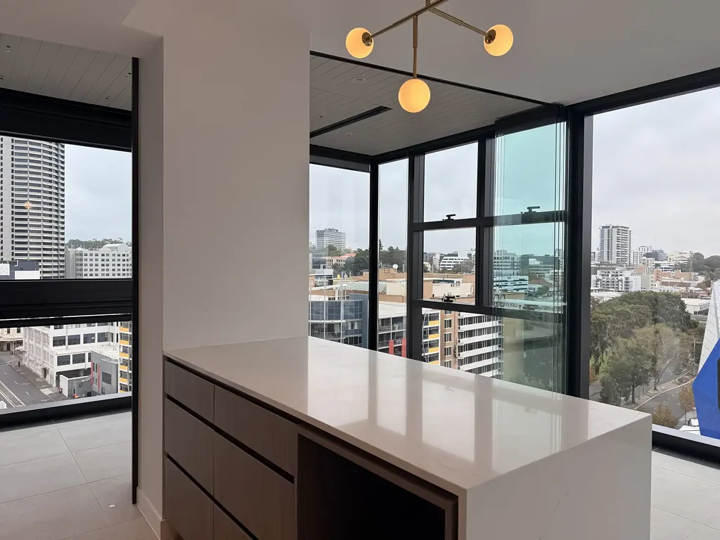 Unfurnished 2x2 Apartment in Perth Hub - Central CBD!
