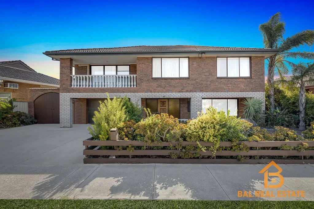 61 Mulhall Drive, St Albans, VIC 3021