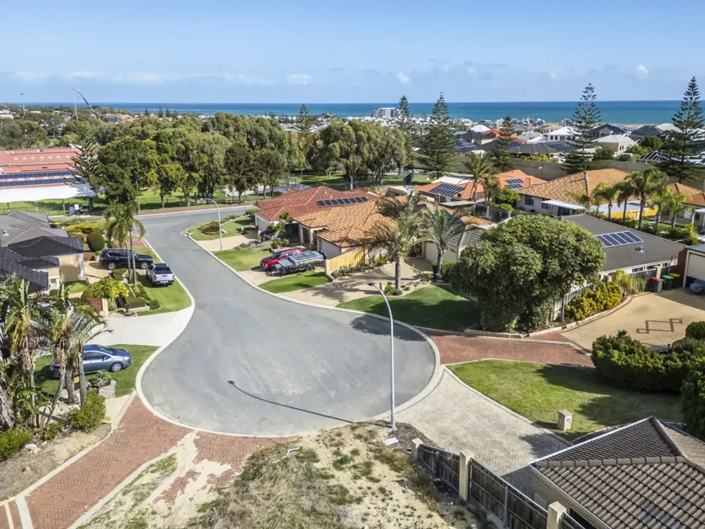 Mindarie LAST VACANT BLOCK IN THIS BEACHSIDE CUL DE SAC