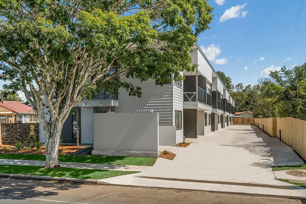 Sleek & Stylish Brand-New Townhouses