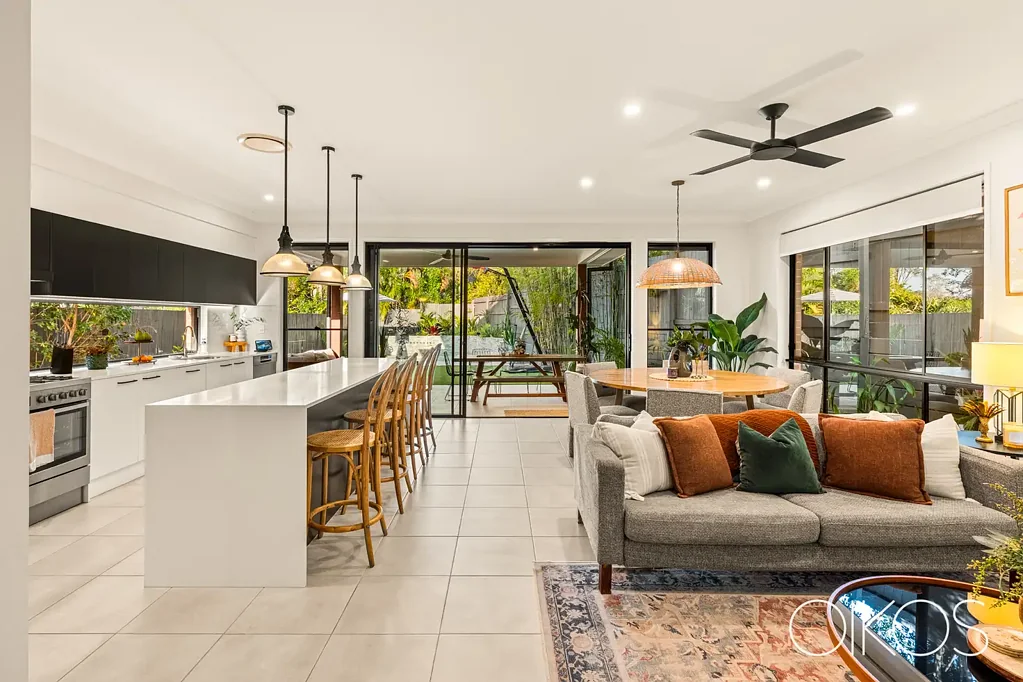 The Gap 5 Bedroom PREMIUM FAMILY LIVING WITH EXCEPTIONAL ENTERTAINING APPEAL