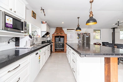 Riverhead Riverhead - Tranquility, Seclusion and with Potential