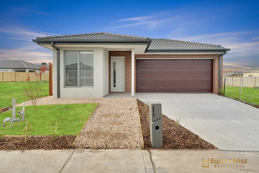 Family Home in the Marigold estate