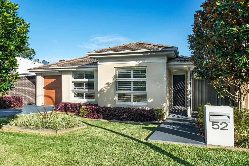 52 Corymbia Street, Croudace Bay, NSW 2280