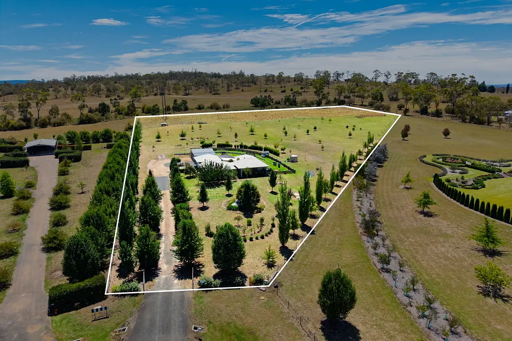 13-15 Nelson Place, Armidale, NSW 2350