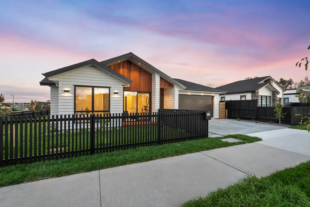 Milldale 5Phòng ngủ Sunny Corner Home - A Home for All !!