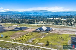 43 Coach Road, Newborough