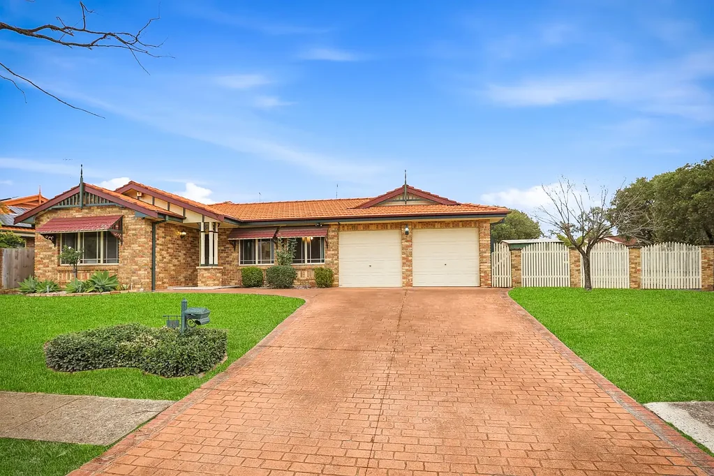 Woodcroft 4部屋 Spacious Family Living on a Rare 643sqm Block Land|Great Location