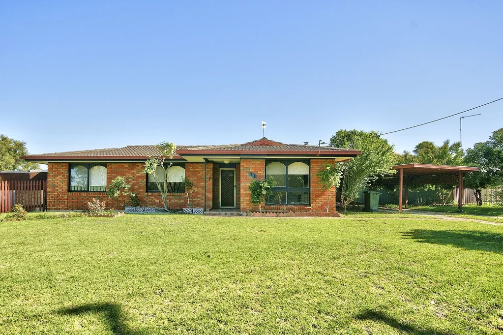 71 Decimus Street, Deniliquin, NSW 2710