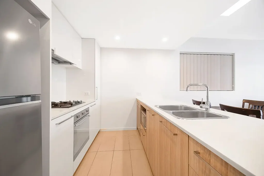 Hurstville 2બેડરૂમ Modern Two Bedroom Penthouse with a Massive Parking & a Storage Cage