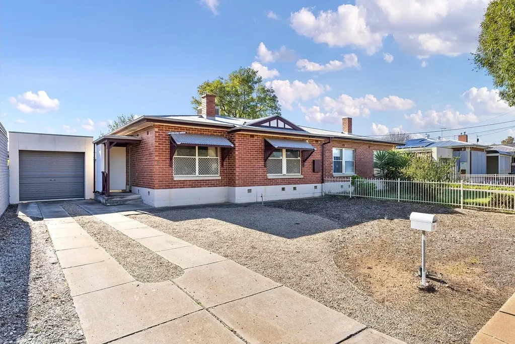 COMFORT AND CONVENIENCE