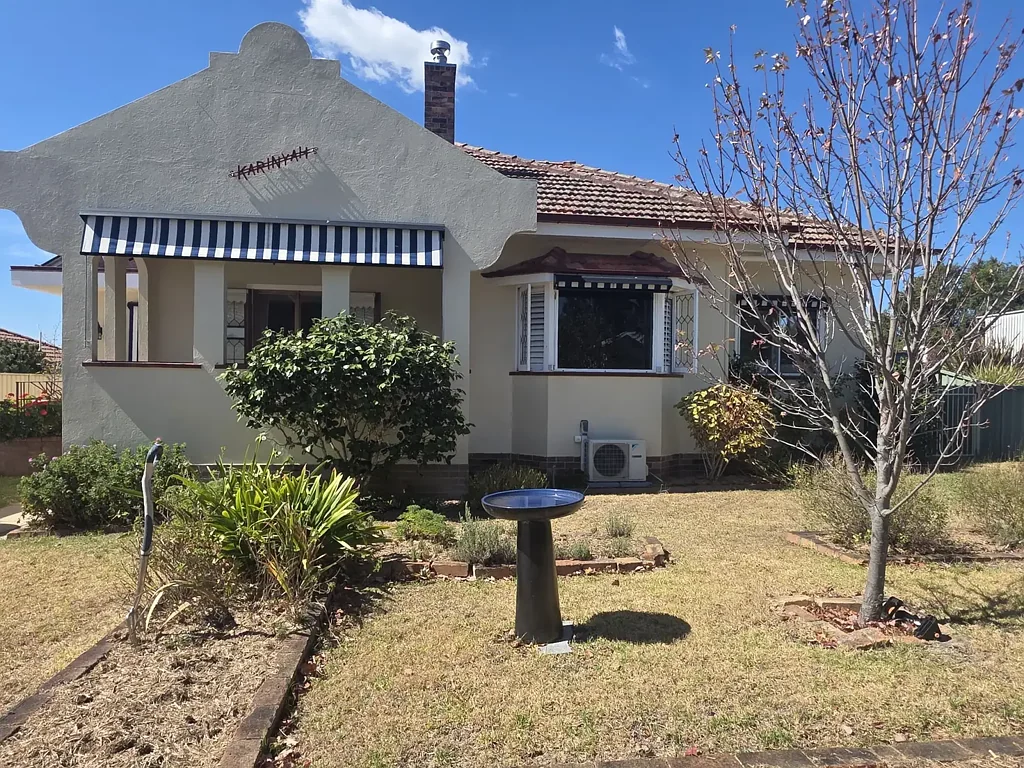 Stanthorpe 3房  CHARACTER-FILLED FAMILY HOME ON 1,012m2